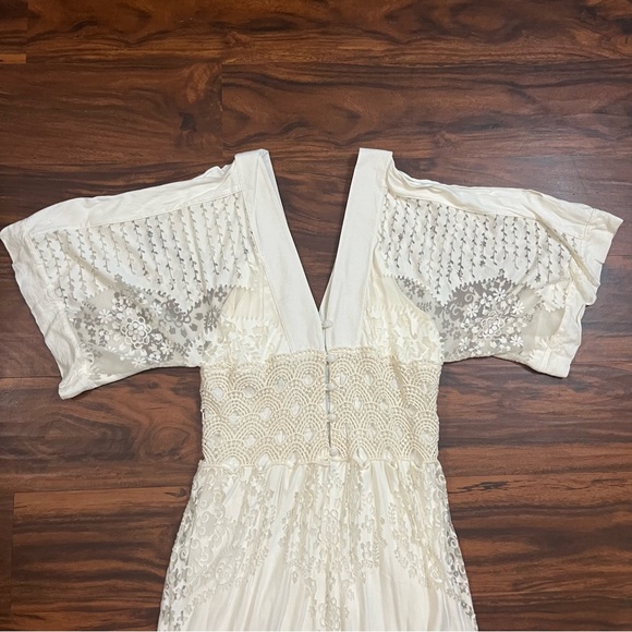 Farm Rio Solana Dress - Picture 7 of 10